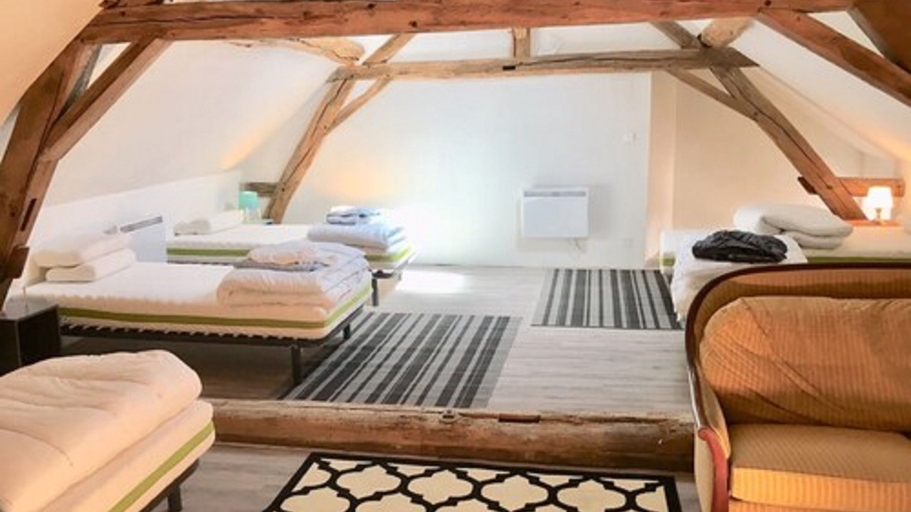 Photo of Others in Nuits