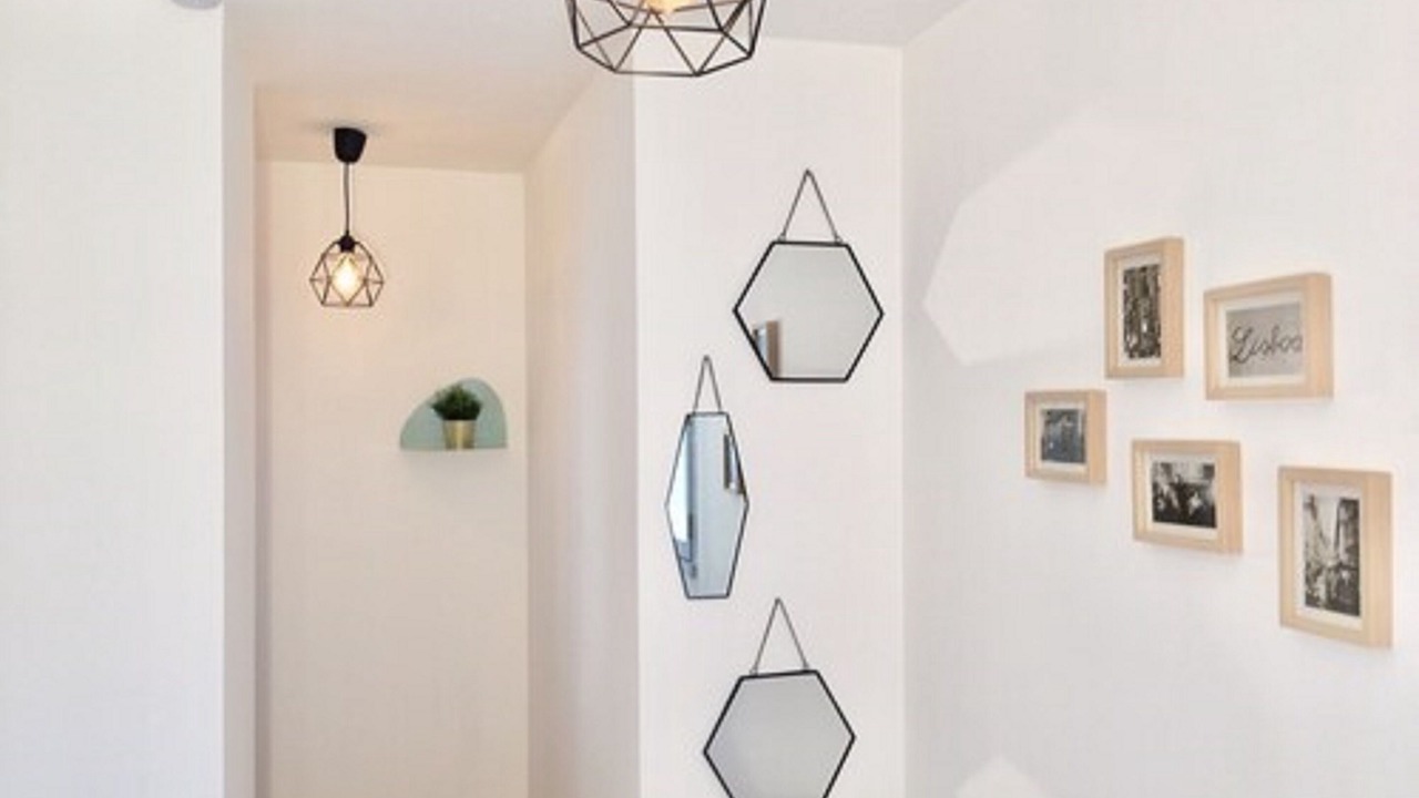 Photo of Others in Nuits