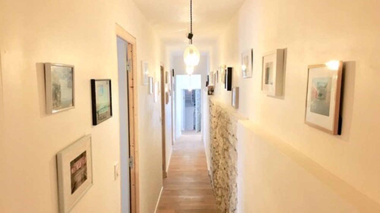 Photo of Others in Nuits