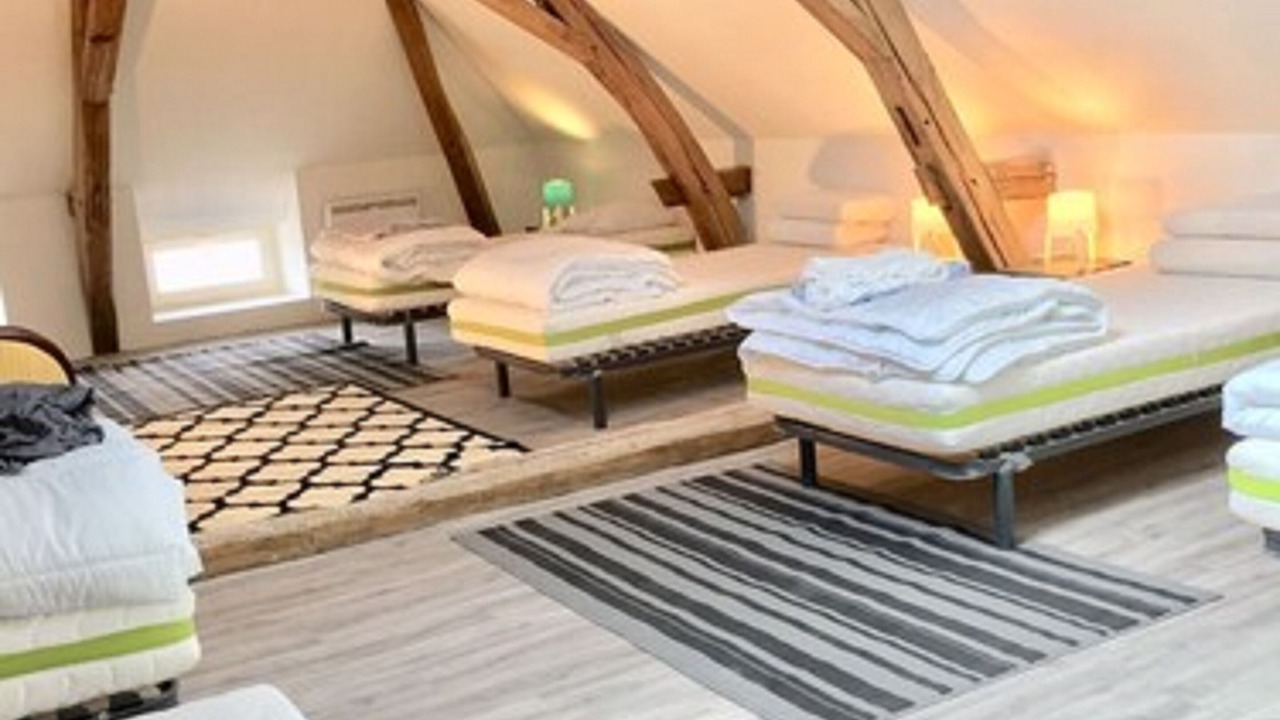 Photo of Others in Nuits