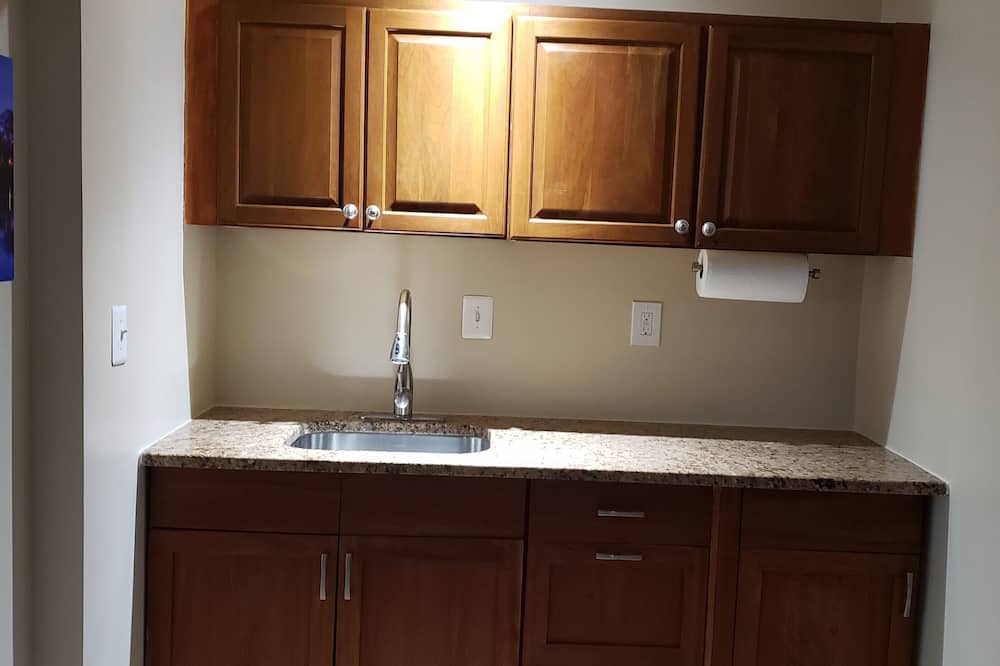 Photo of Kitchen in Garrison