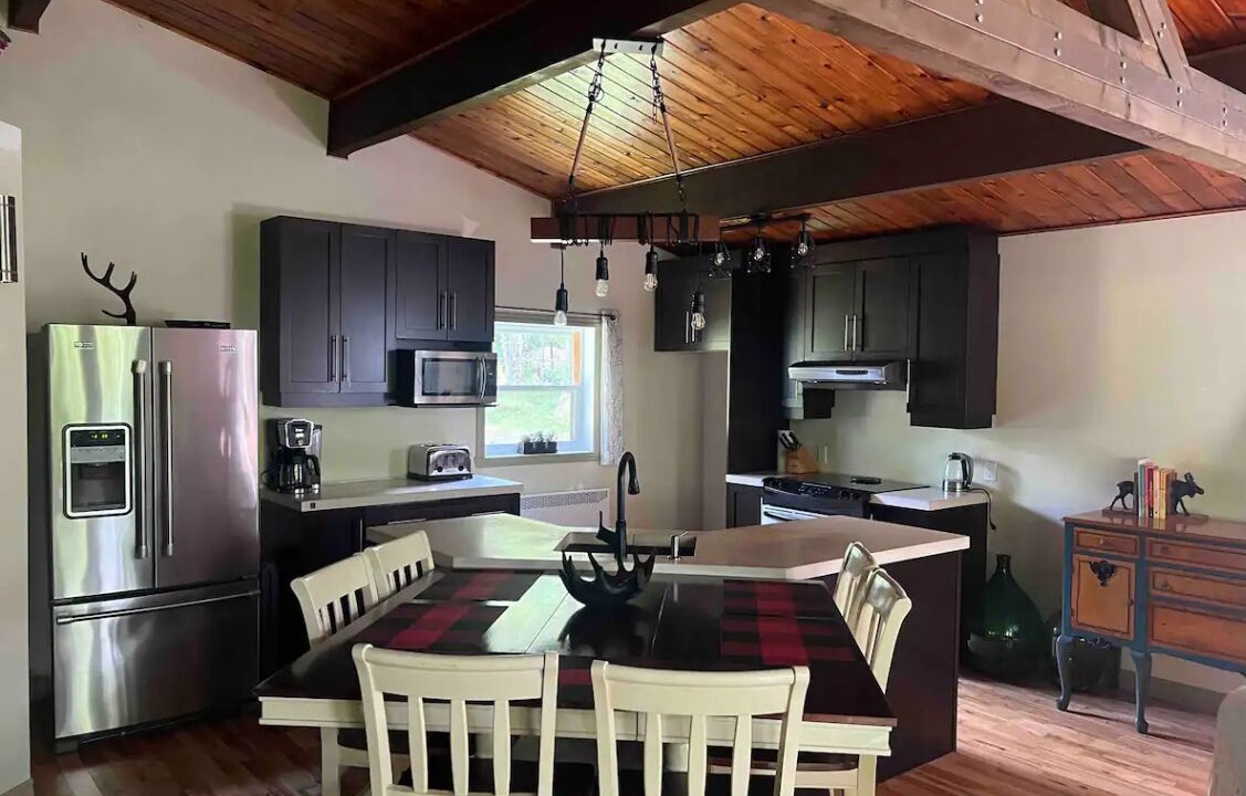 Photo of Kitchen in Sainte-Marguerite-du-Lac-Masson
