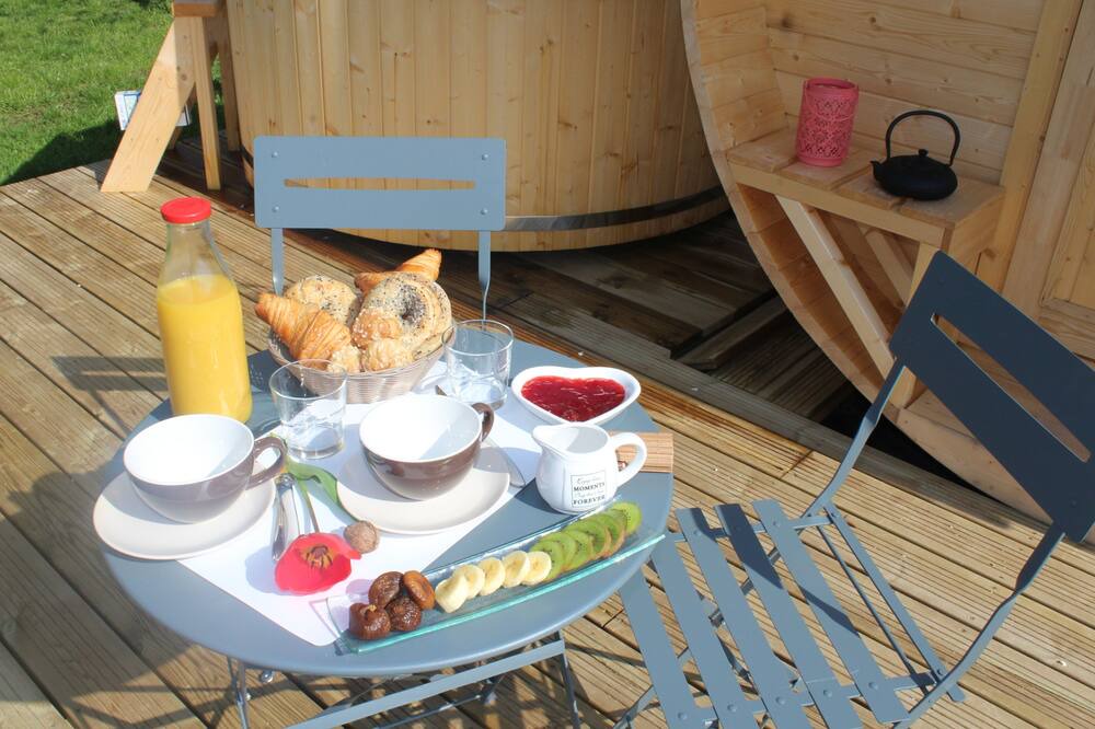 Photo of Others in Saint-Michel-Mont-Mercure