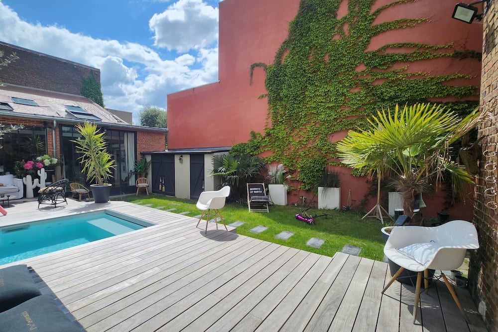 Photo of Outdoor in Colombes
