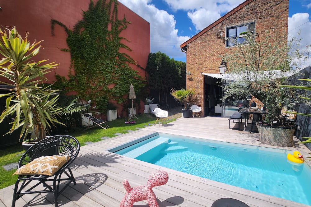 Photo of Outdoor in Colombes
