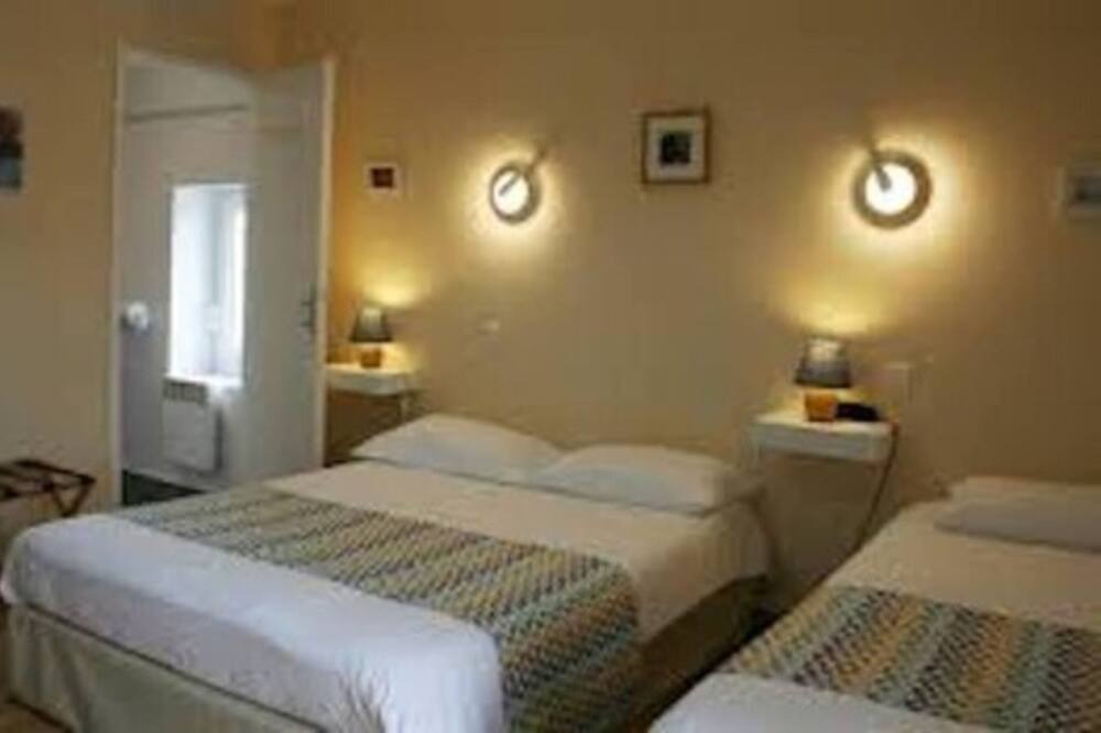 Photo of Bedroom in Giez