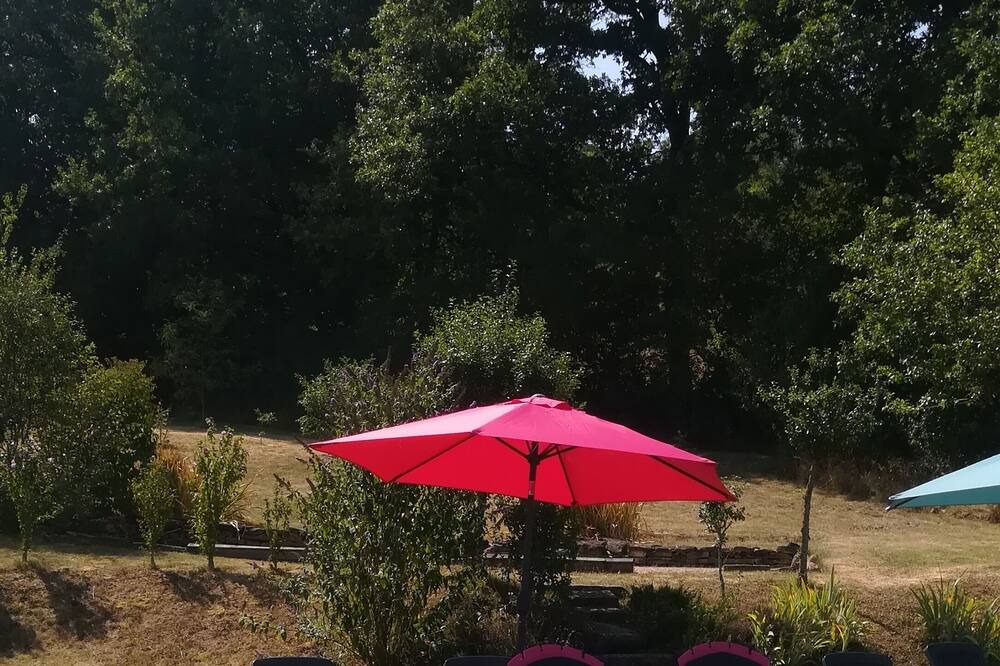 Photo of Outdoor in Villeneuve d'Aveyron