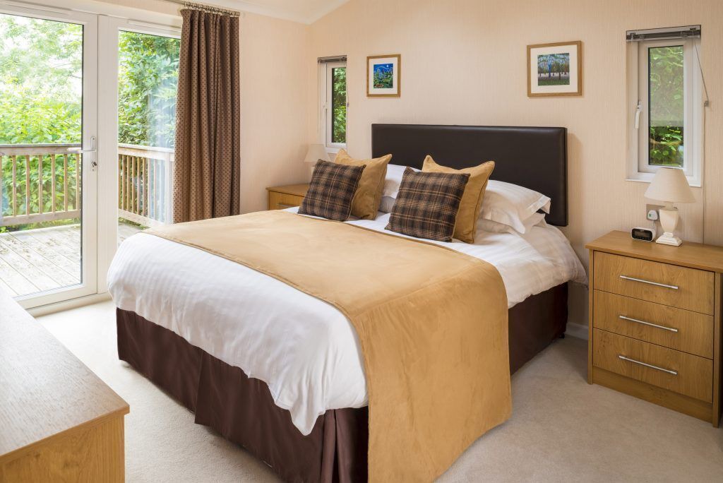 Photo of Others in Low Catton