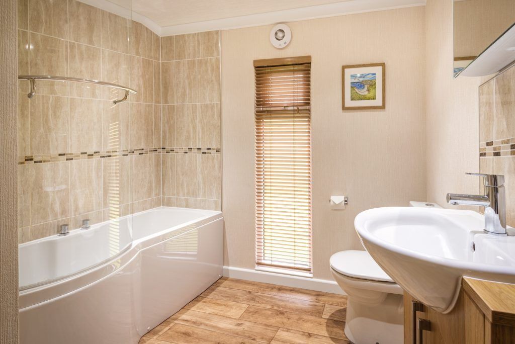 Photo of Others in Low Catton