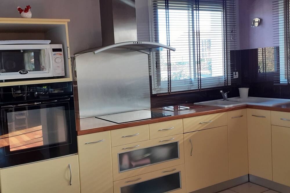 Photo of Kitchen in Saint-Aubin-de-Medoc