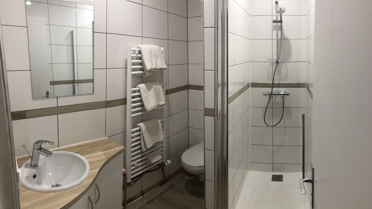 Photo of Bathroom in Bouloire