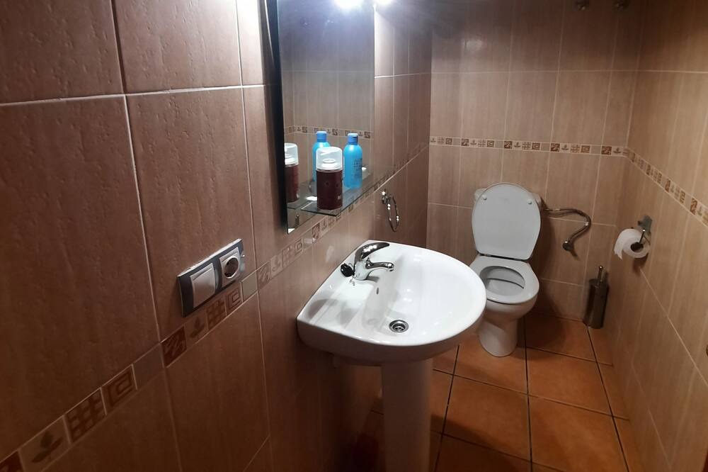 Photo of Bathroom in Vilanova d'Alcolea