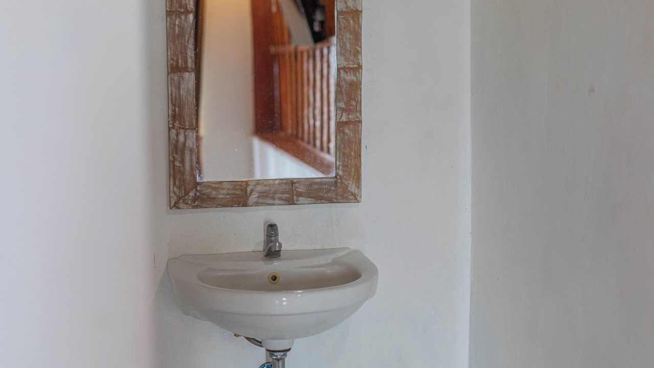 Photo of Bathroom in Klumpu