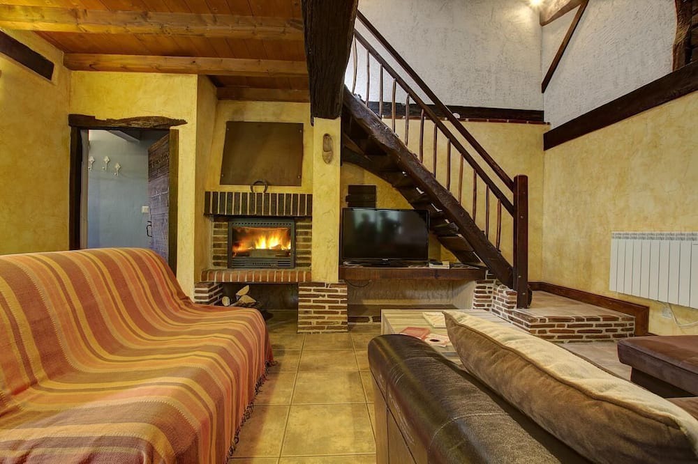 Photo of Livingroom in Sulignat