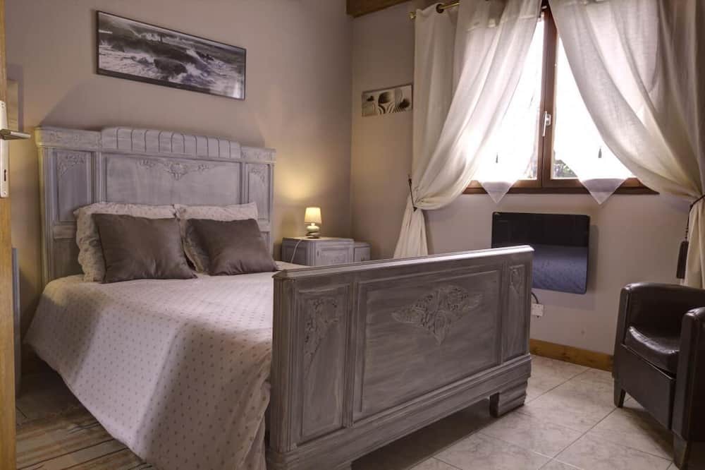 Photo of Bedroom in Sulignat