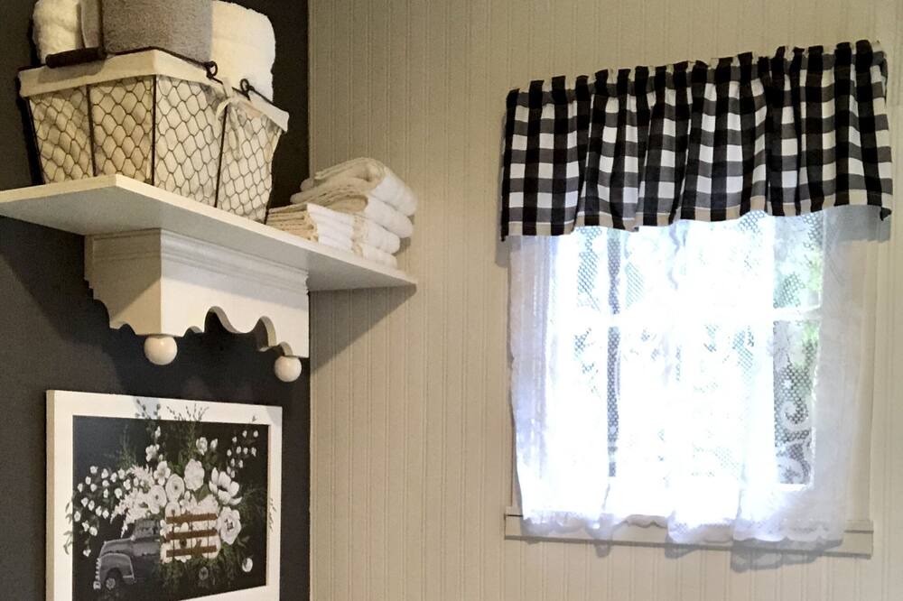 Photo of Bathroom in Birch Bay