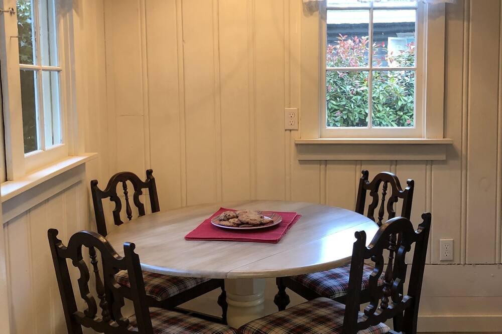 Photo of Bedroom in Birch Bay