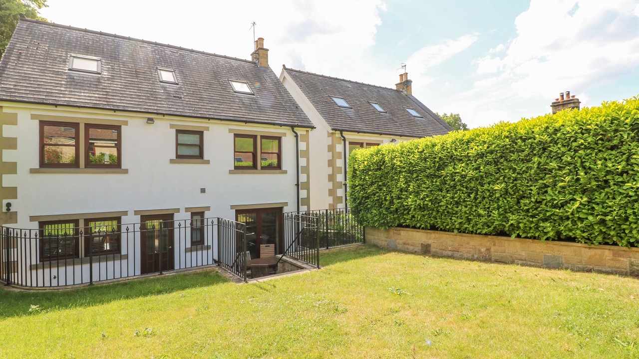 Photo of Others in Darley Dale