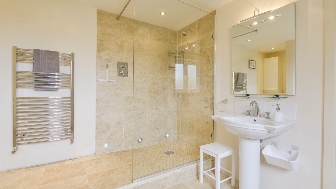 Photo of Bathroom in Saint Anns Chapel