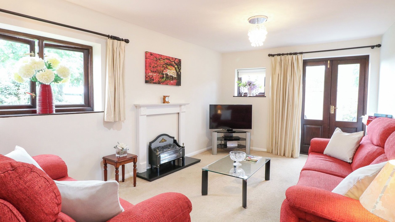 Photo of Others in Diss