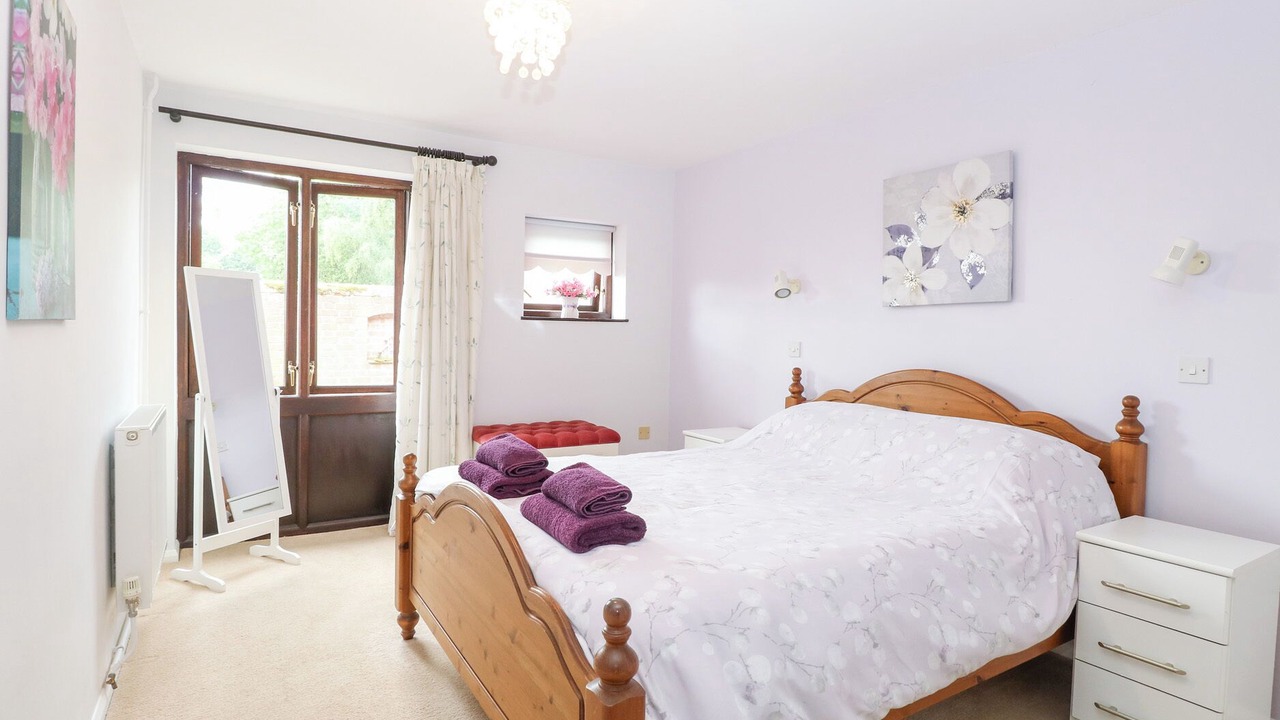 Photo of Others in Diss