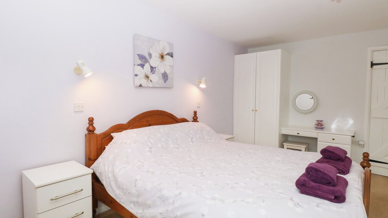 Photo of Others in Diss