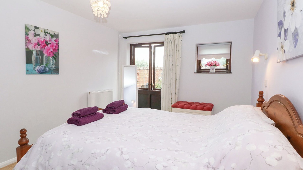 Photo of Others in Diss