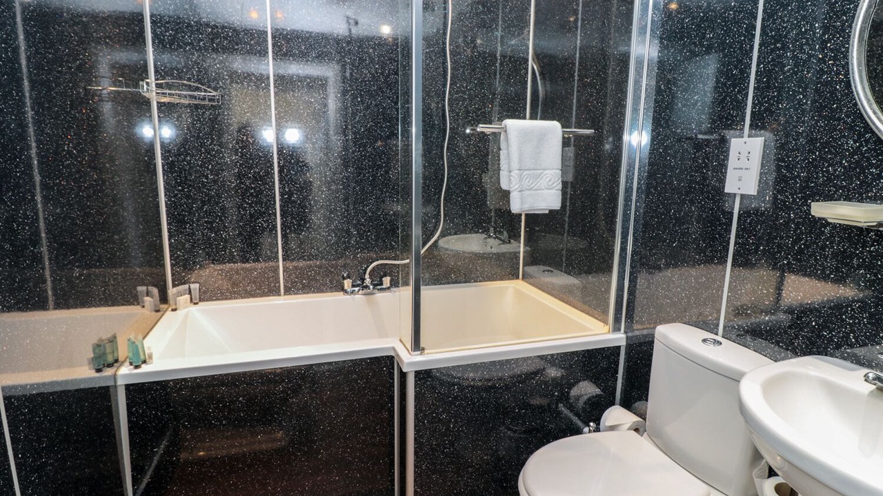 Photo of Bathroom in Warkworth