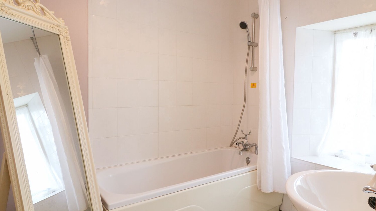 Photo of Bathroom in Dartmoor Forest