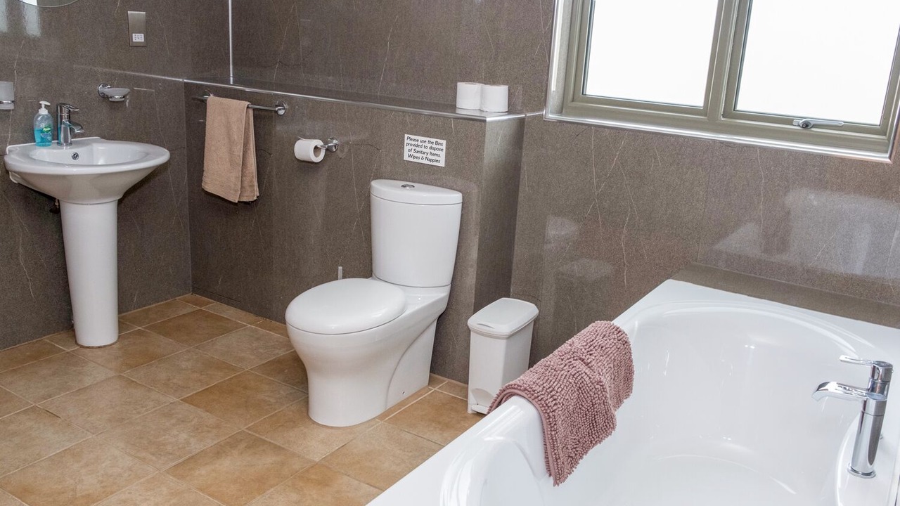 Photo of Bathroom in Teigngrace