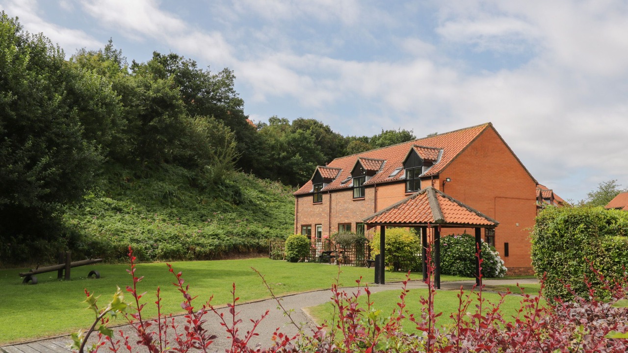 Photo of Others in Ruswarp