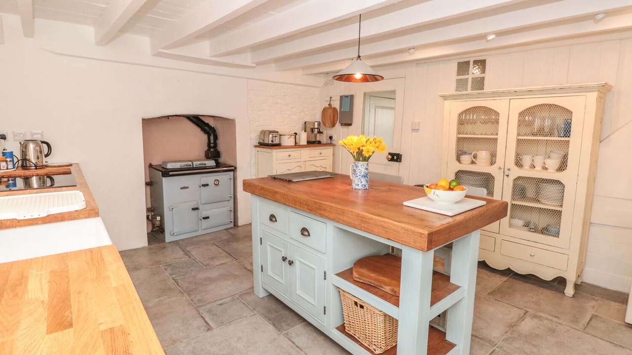 Photo of Others in Slapton