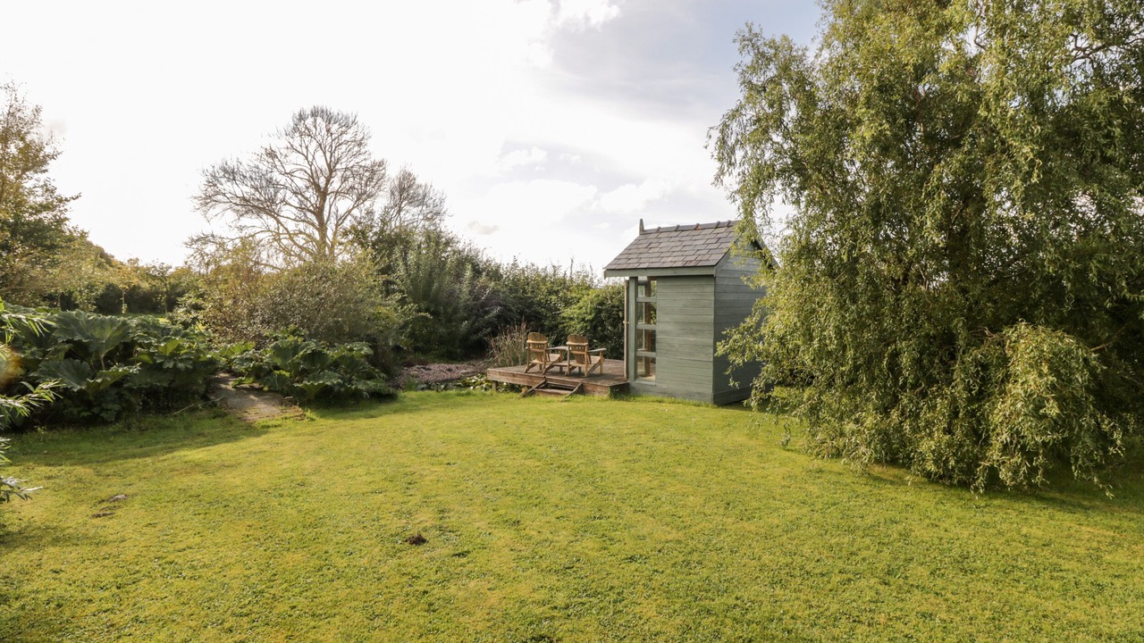 Photo of Others in Llangefni