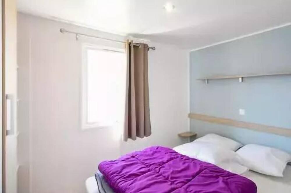 Photo of Bedroom in Angles