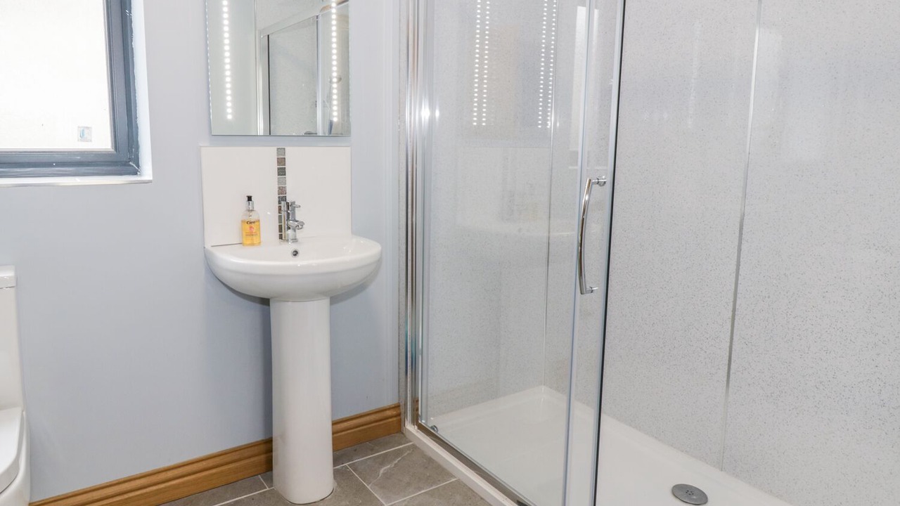 Photo of Bathroom in Caersws