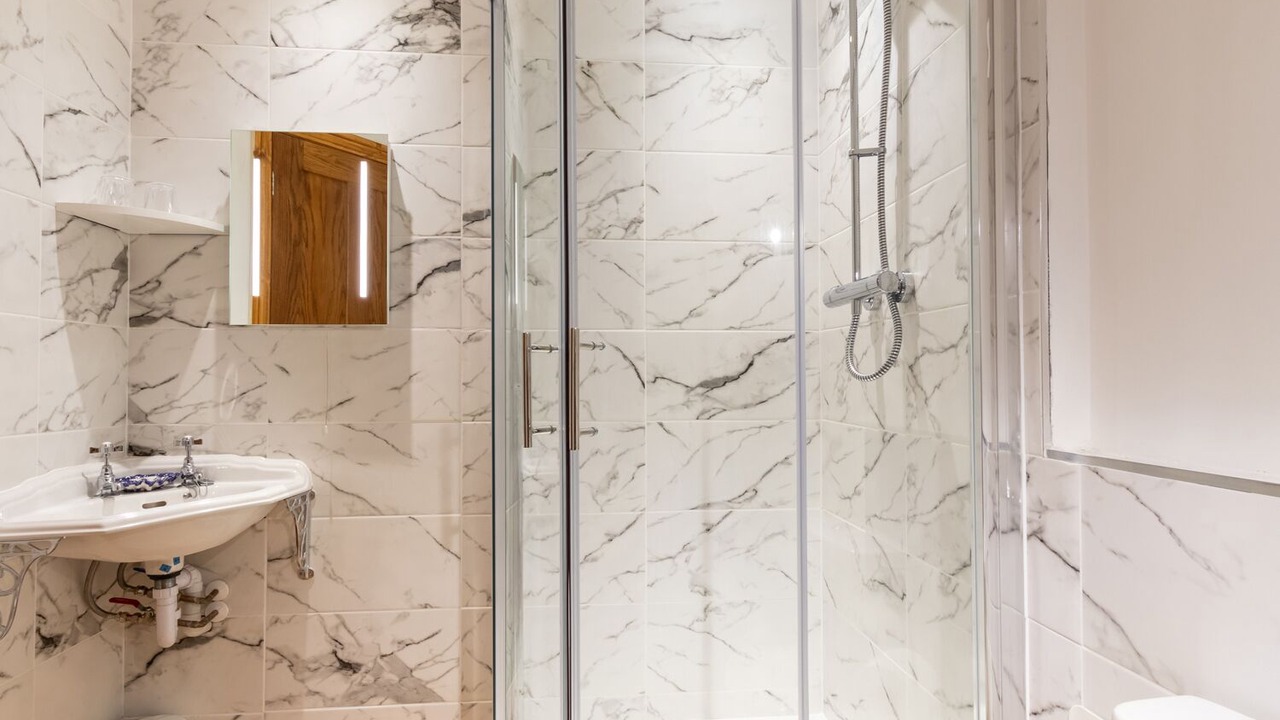 Photo of Others in Lynton