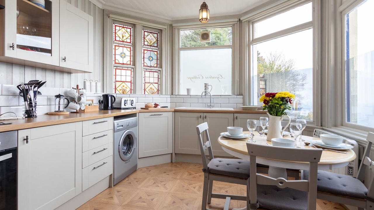 Photo of Others in Lynton