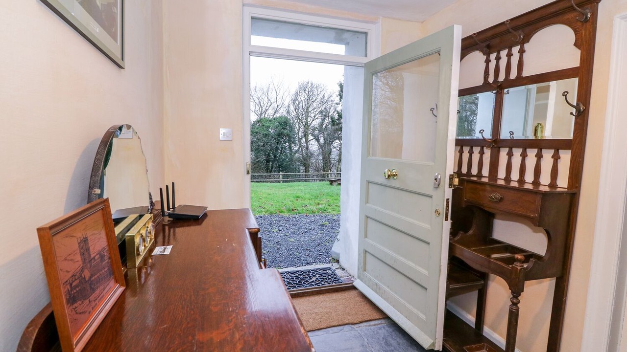 Photo of Others in Newcastle Emlyn