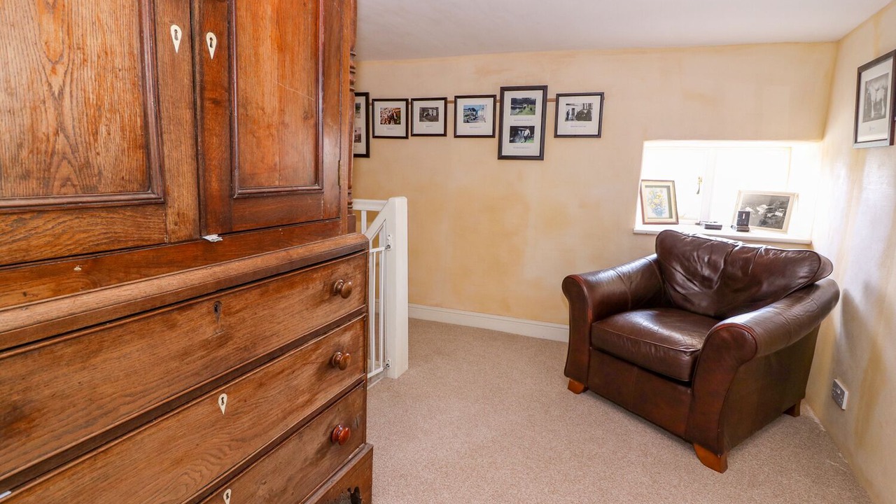 Photo of Bedroom in Newcastle Emlyn