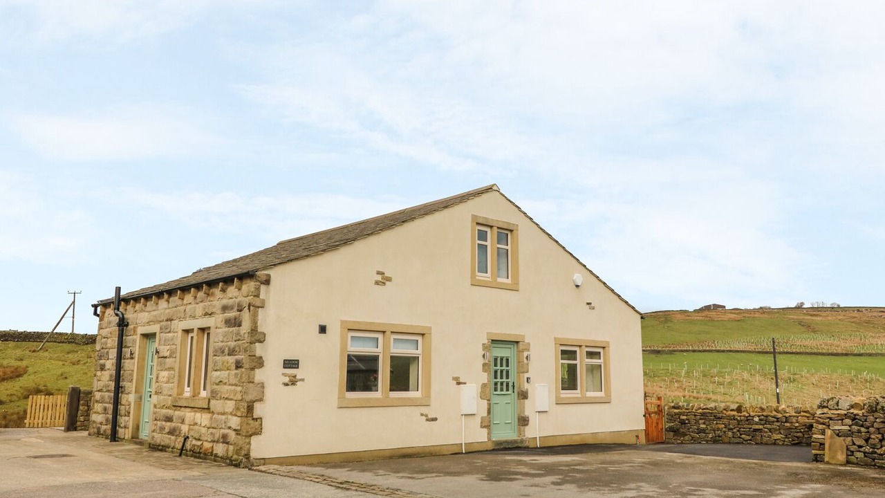 Photo of Outdoor in Cowling