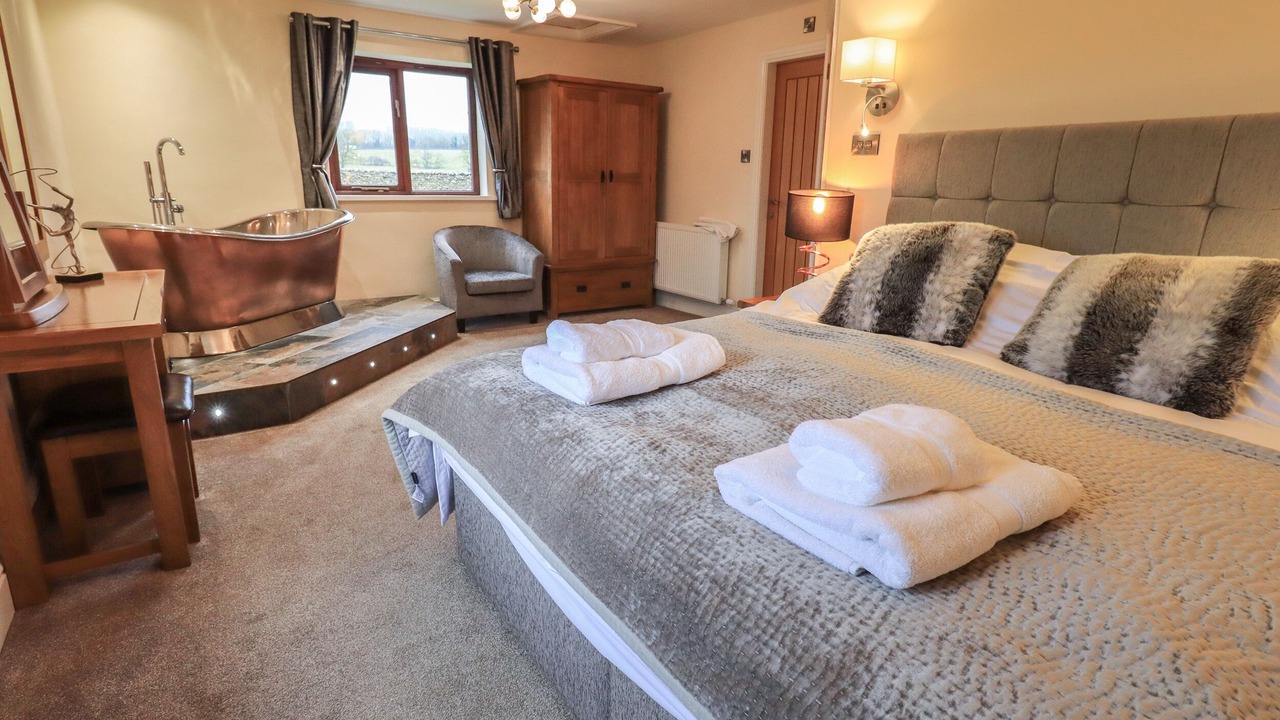 Photo of Others in Clapham