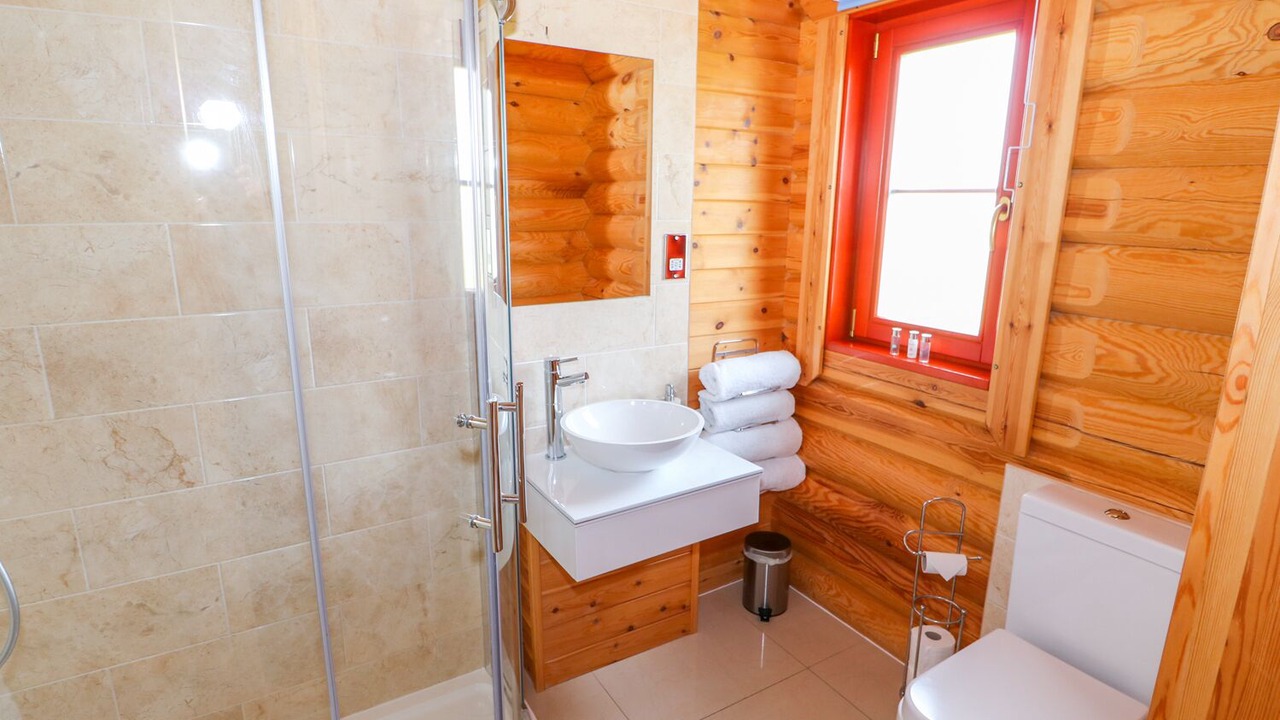 Photo of Bathroom in Greetham