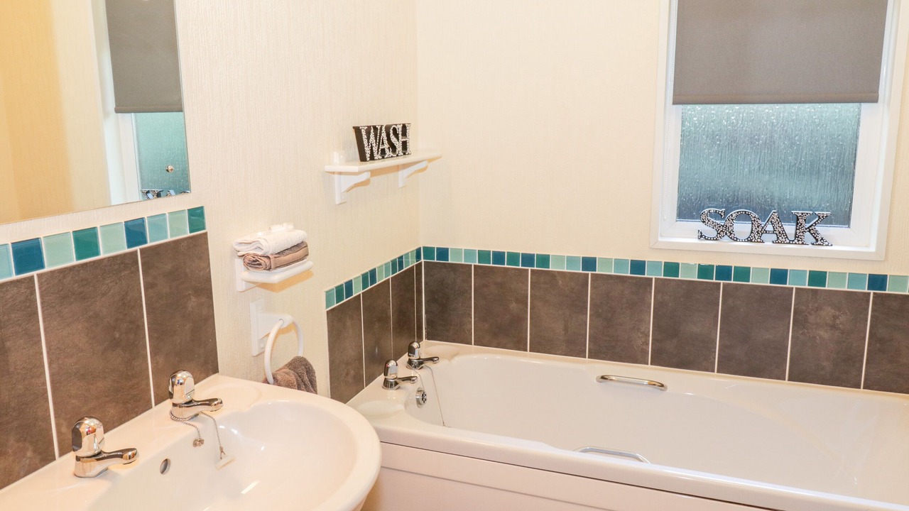 Photo of Others in Dollar