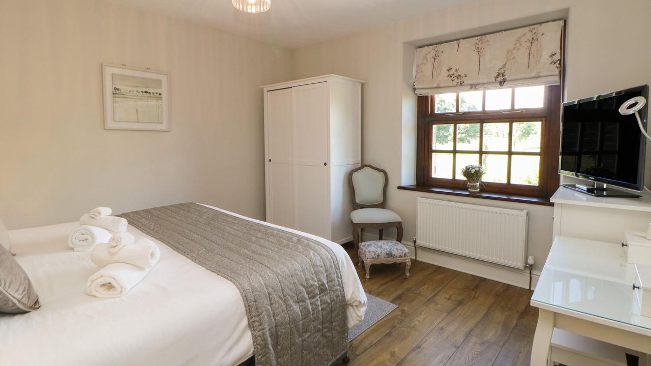 Photo of Others in Buxton