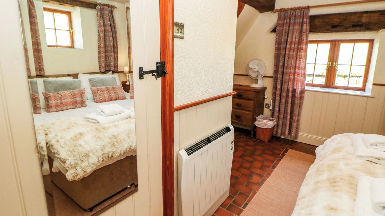 Photo of Others in Cauldon Low