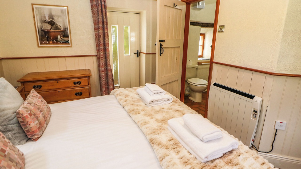 Photo of Others in Cauldon Low