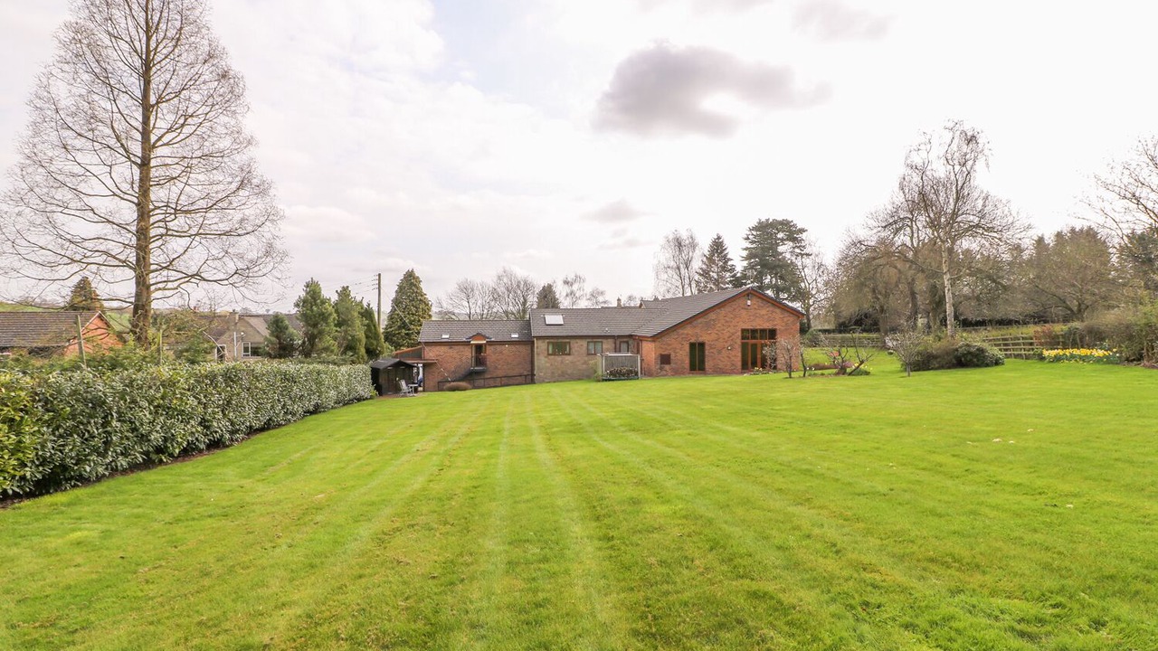 Photo of Others in Turnditch