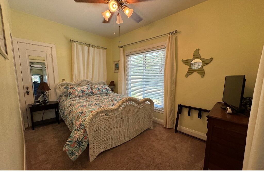 Photo of Bedroom in Fedhaven