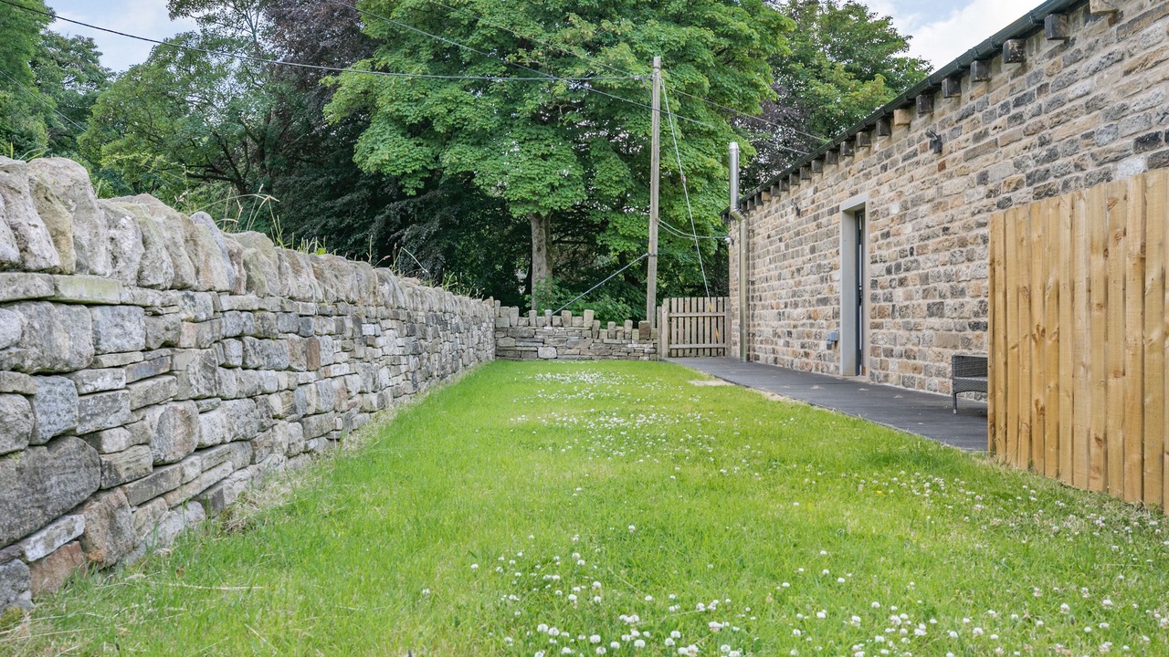 Photo of Others in Rishworth