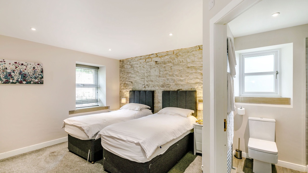 Photo of Others in Rishworth